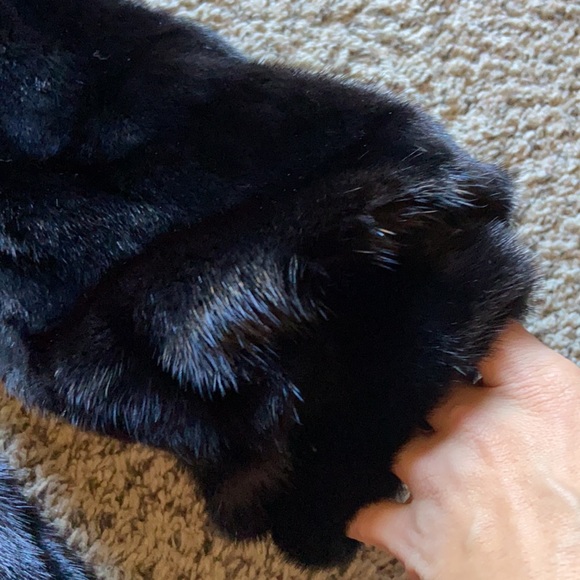 Gorgeous mink jacket - Picture 6 of 13